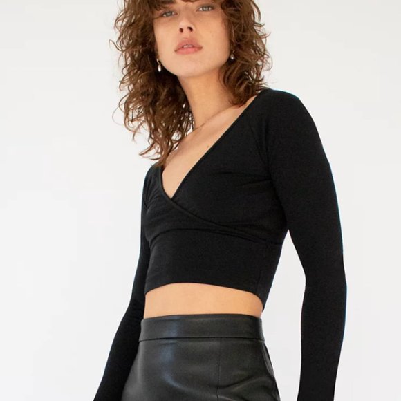 Wilfred Black Wrap Top - Picture 1 of 3